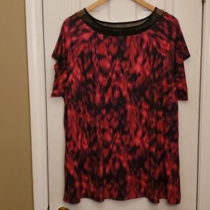 3/$15 Mynt 1792 Fuschia and Black Blouse